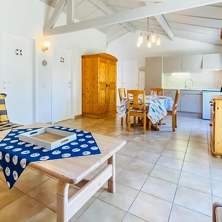 2 Bedroom Awesome In Bredene